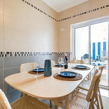 Sun N' Salt Lounge House Apartamento